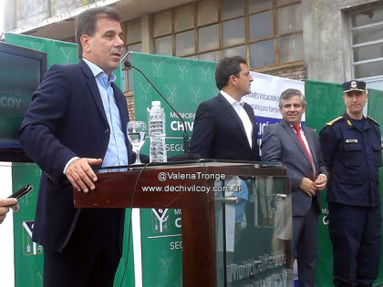 Ministro Ritondo: “La Seguridad es una política de Estado” Ministro Ritondo: “La Seguridad es una política de Estado”