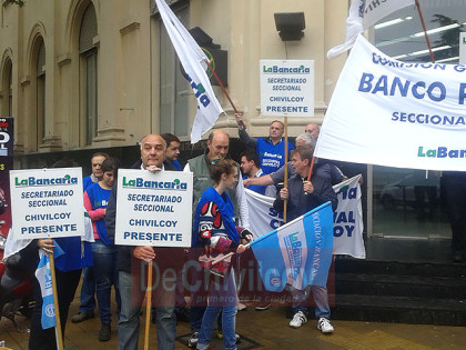 Paro bancario: En el Banco Provincia el paro es de 48 horas Paro bancario: En el Banco Provincia el paro es de 48 horas
