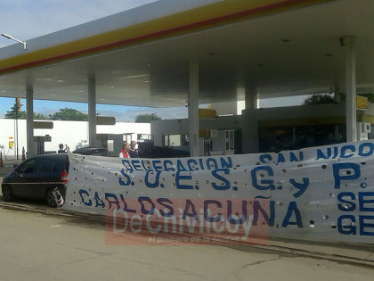 ADELANTO: Conflicto laboral en estación de servicios Shell de Avenida José León Suárez ADELANTO: Conflicto laboral en estación de servicios Shell de Avenida José León Suárez