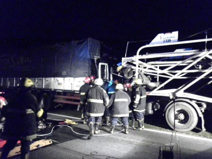 Esta madrugada: Chocaron dos camiones en la Ruta 5 Esta madrugada: Chocaron dos camiones en la Ruta 5