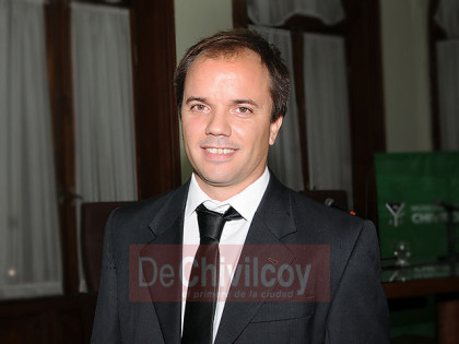 Joaquín Oteiza: Oposición constructiva “para que Chivilcoy siga avanzando” Joaquín Oteiza: Oposición constructiva “para que Chivilcoy siga avanzando”