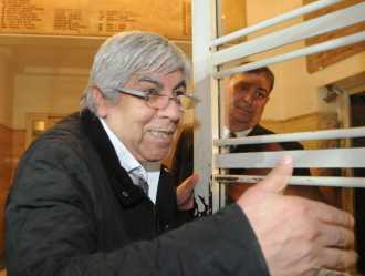 A la final por la presidencia de la AFA: Hugo Moyano y Tinelli A la final por la presidencia de la AFA: Hugo Moyano y Tinelli