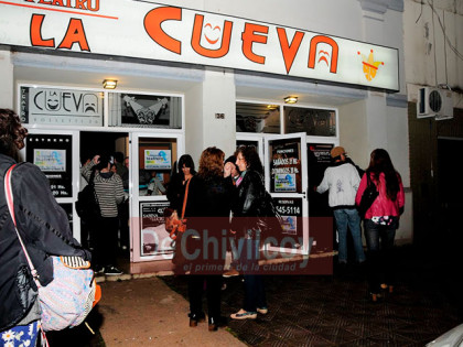 Teatro La Cueva: 23°Aniversario y presentación de nueva comisión Teatro La Cueva: 23°Aniversario y presentación de nueva comisión