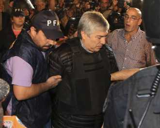 La AFIP denunció penalmente al grupo de Báez por retención indebida de aportes La AFIP denunció penalmente al grupo de Báez por retención indebida de aportes