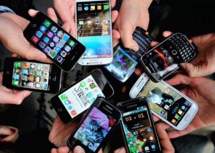 El “plan canje” de teléfonos estará vigente a partir de junio con modelos a menos de $2.000 El “plan canje” de teléfonos estará vigente a partir de junio con modelos a menos de $2.000
