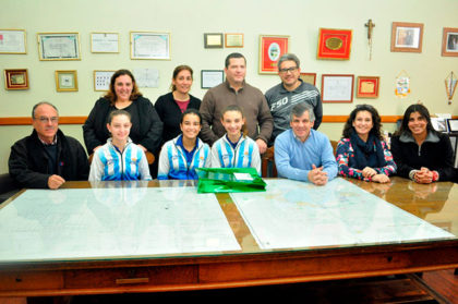 El intendente recibió a las patinadoras que participaron del Campeonato Panamericano en Brasil El intendente recibió a las patinadoras que participaron del Campeonato Panamericano en Brasil