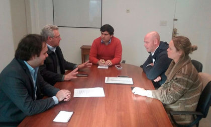 Oxandaberro inició gestiones para reanudar la obra del polideportivo municipal Oxandaberro inició gestiones para reanudar la obra del polideportivo municipal
