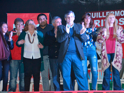Masivo acto del Intendente Britos por sus primeros seis meses de gestión Masivo acto del Intendente Britos por sus primeros seis meses de gestión