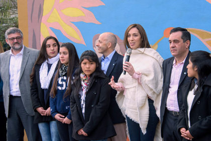María Eugenia Vidal lanzó el programa “Abanderados” María Eugenia Vidal lanzó el programa “Abanderados”