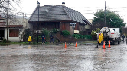 Secretaria de Obras y Servicios Públicos: Tareas de mantenimiento para evitar inundaciones Secretaria de Obras y Servicios Públicos: Tareas de mantenimiento para evitar inundaciones
