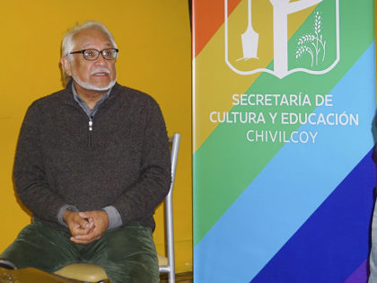 Fotografía: Charla con Adrián Mendieta en el Museo. “Fotografía Joven en Veracruz. Entre costa y montaña”. Fotografía: Charla con Adrián Mendieta en el Museo. “Fotografía Joven en Veracruz. Entre costa y montaña”.