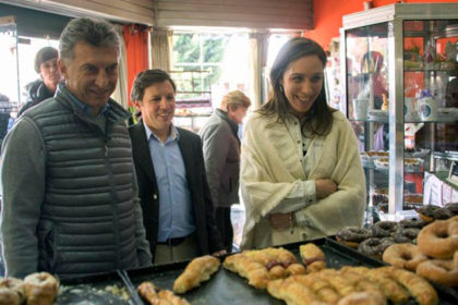 Macri encabezó desde San Miguel el timbreo nacional de Cambiemos en todo el país Macri encabezó desde San Miguel el timbreo nacional de Cambiemos en todo el país