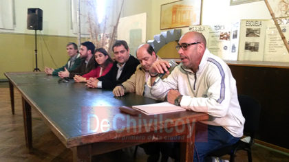 Escuela Técnica: Lanzamiento del Programa “Intercambio de conocimientos, entre la Escuela y la Industria” Escuela Técnica: Lanzamiento del Programa “Intercambio de conocimientos, entre la Escuela y la Industria”