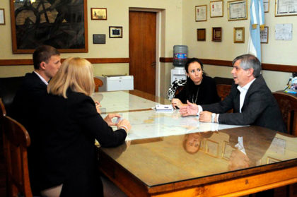 El intendente Britos se reunió con autoridades del Banco Patagónia El intendente Britos se reunió con autoridades del Banco Patagónia