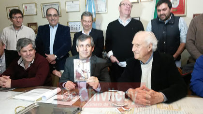 Pino Solanas será declarado “Visitante Ilustre de la ciudad de Chivilcoy” item-thumbnail