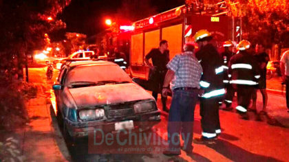 Principio de incendio en un auto Principio de incendio en un auto