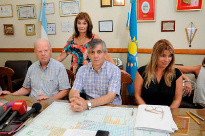Se firmó la escritura de la empresa CNC Mitre Se firmó la escritura de la empresa CNC Mitre