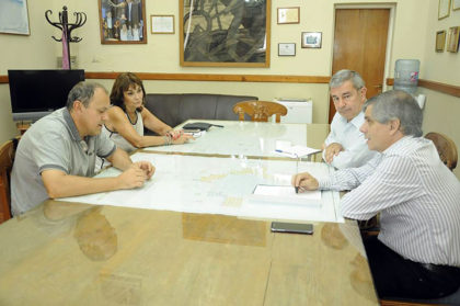 La Municipalidad gestiona el préstamo de un espacio para huertas y extracción de miel La Municipalidad gestiona el préstamo de un espacio para huertas y extracción de miel