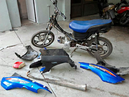Recuperan dos motos robadas, semidesarmadas, e imputan a un menor de edad Recuperan dos motos robadas, semidesarmadas, e imputan a un menor de edad