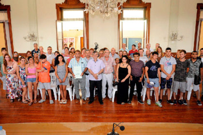 Se realizó un Acto de entrega de Escrituras Se realizó un Acto de entrega de Escrituras