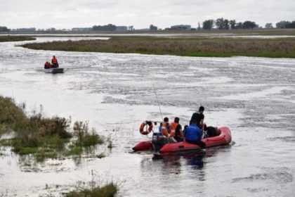 Continua la búsqueda del joven de 24 años que cayera al Río Saladillo Continua la búsqueda del joven de 24 años que cayera al Río Saladillo