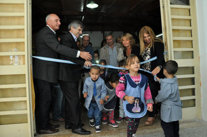 El Jardín Nº 906 inauguró su Salón de Usos Múltiples El Jardín Nº 906 inauguró su Salón de Usos Múltiples