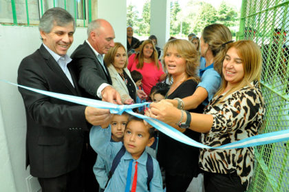 El intendente inauguró el SUM del Jardín 913 El intendente inauguró el SUM del Jardín 913