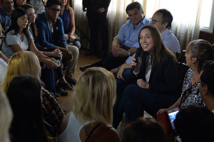 Vidal: Encuentro con voluntarios del programa “El Estado en tu Barrio” Vidal: Encuentro con voluntarios del programa “El Estado en tu Barrio”