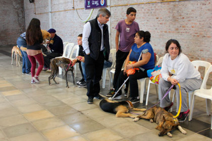 Gran acompañamiento de los vecinos en la tercera jornada de Castraciones Masivas Gran acompañamiento de los vecinos en la tercera jornada de Castraciones Masivas