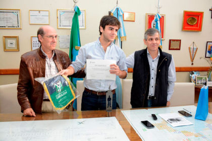 La Municipalidad reconoció al Dr. Augusto Bivona La Municipalidad reconoció al Dr. Augusto Bivona