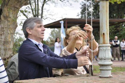 El intendente presidió el acto por el 106° aniversario de Indacochea El intendente presidió el acto por el 106° aniversario de Indacochea