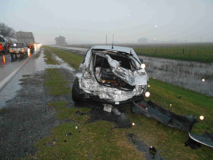 Violento accidente con tres personas heridas sobre la Ruta 5 Violento accidente con tres personas heridas sobre la Ruta 5