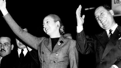 Juventud Peronista: Acto por el 98º aniversario del nacimiento de Eva Perón Juventud Peronista: Acto por el 98º aniversario del nacimiento de Eva Perón