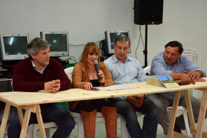 Presentación del libro “La Rica, mi pueblo hermano” Alicia Marino de Devincenzi Presentación del libro “La Rica, mi pueblo hermano” Alicia Marino de Devincenzi