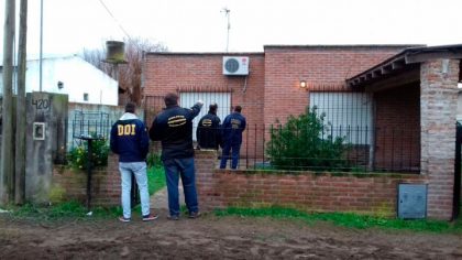 Más de 100 efectivos participan de un megaoperativo realizando 12 allanamiento y 6 detenciones item-thumbnail