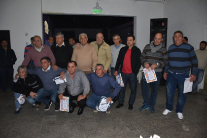 El intendente participó de los festejos por el 89° aniversario del club de Moquehuá El intendente participó de los festejos por el 89° aniversario del club de Moquehuá