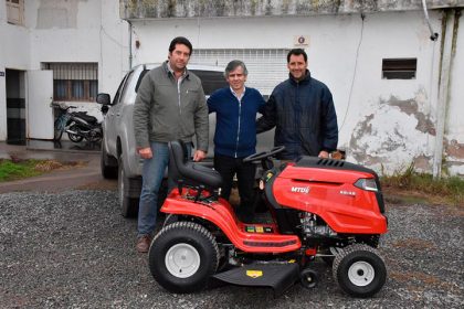 Nuevo tractor para la delegación de Gorostiaga Nuevo tractor para la delegación de Gorostiaga