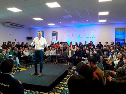 En Mar del Plata la JP Chivilcoy participó del Encuentro de Jóvenes con Randazzo En Mar del Plata la JP Chivilcoy participó del Encuentro de Jóvenes con Randazzo