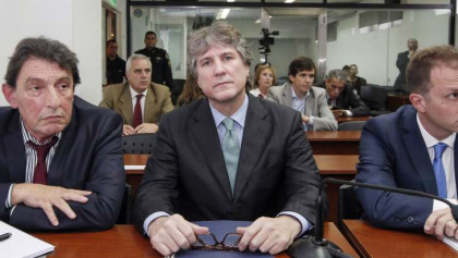 Sobreseen a Amado Boudou en la causa por los papeles truchos de un auto Sobreseen a Amado Boudou en la causa por los papeles truchos de un auto