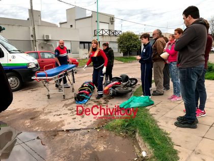 Violento accidente entre motos en Basso Dastugue y Almafuerte Violento accidente entre motos en Basso Dastugue y Almafuerte