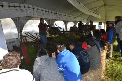 El intendente Britos participó de la apertura de la 5º Carpa Didáctica en la Asociación Rural El intendente Britos participó de la apertura de la 5º Carpa Didáctica en la Asociación Rural