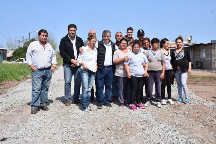 Grandes soluciones para los vecinos del Barrio Las Esperanzas Grandes soluciones para los vecinos del Barrio Las Esperanzas