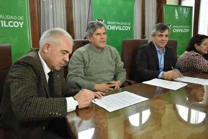 La Municipalidad firmó un convenio con el Colegio de Arquitectos de la Provincia La Municipalidad firmó un convenio con el Colegio de Arquitectos de la Provincia
