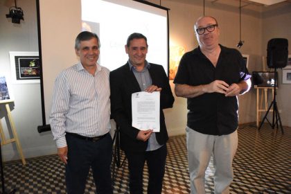 Alonso Arévalo disertó en el Museo y fue reconocido por las autoridades Alonso Arévalo disertó en el Museo y fue reconocido por las autoridades