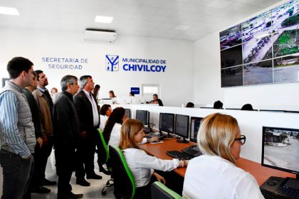 El intendente Britos y el diputado Selva recorrieron el Centro Multiagencia 911 El intendente Britos y el diputado Selva recorrieron el Centro Multiagencia 911
