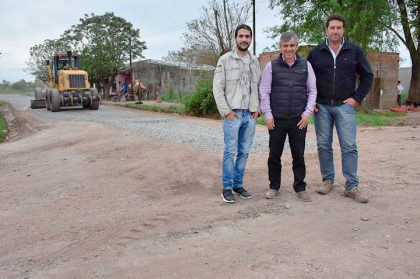 El intendente recorrió la obra del barrio Las Marías El intendente recorrió la obra del barrio Las Marías