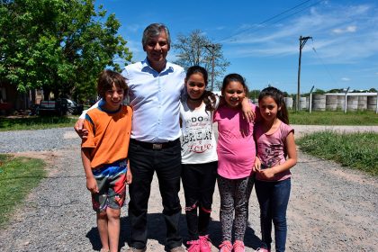 Finaliza la colocación de piedra caliza en el barrio Malvinas Argentinas Finaliza la colocación de piedra caliza en el barrio Malvinas Argentinas