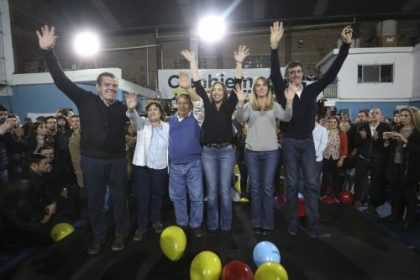 Flojo de papeles: ¿Quién es el único candidato que no presentó su declaración jurada en la Provincia? Flojo de papeles: ¿Quién es el único candidato que no presentó su declaración jurada en la Provincia?