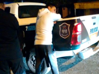 Varios detenidos en operativos en diferentes barrios de la ciudad item-thumbnail