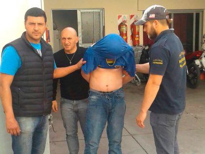 Dos detenidos en un allanamiento por robo calificado Dos detenidos en un allanamiento por robo calificado